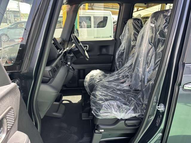 ホンダ Ｎ　ＢＯＸ カスタム ６６０ R7年 (東海) 99