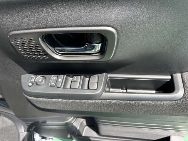 ホンダ Ｎ　ＢＯＸ カスタム ６６０ R7年 (東海) 99