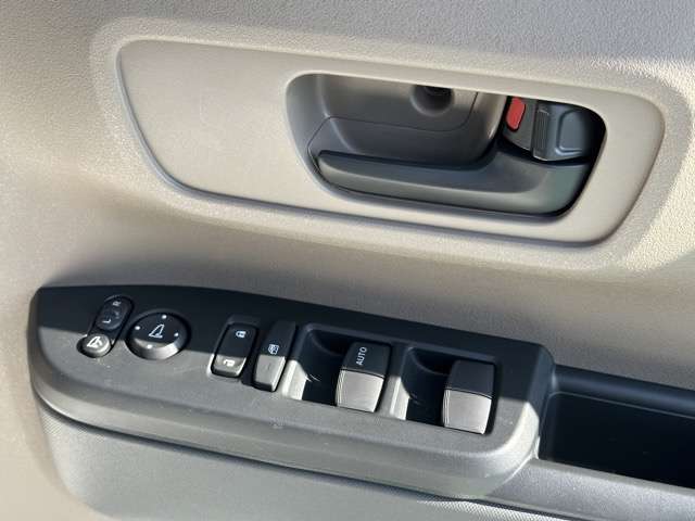 ホンダ Ｎ　ＢＯＸ ジョイ ６６０ ２トーン R6年 (東海) 99