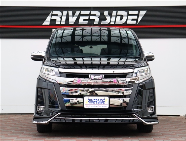 トヨタ ノア ２．０ ＳＩ ＷＸＢＩＩＩ R2年 (関東) 99