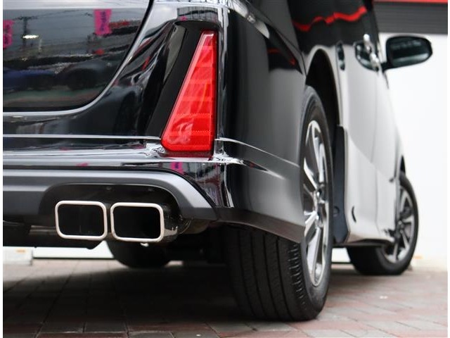 トヨタ ノア ２．０ ＳＩ ＷＸＢＩＩＩ R2年 (関東) 99