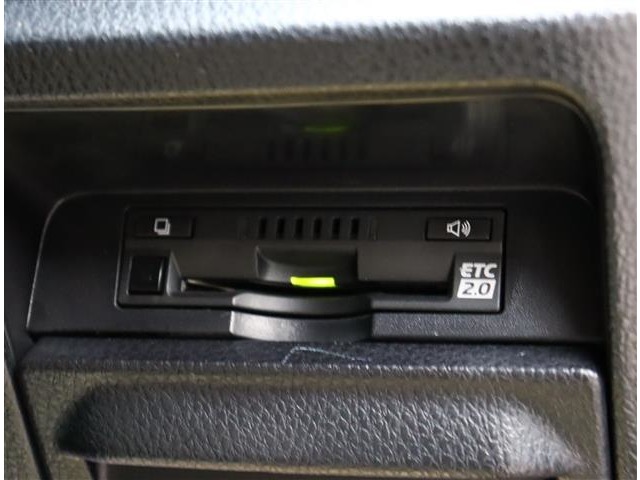 トヨタ ノア ２．０ ＳＩ ＷＸＢＩＩＩ R2年 (関東) 99