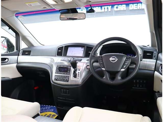 日産 エルグランド ３．５ ライダー ４ＷＤ R1年 (関東) 99