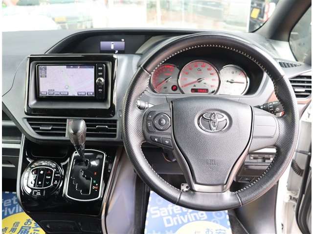 トヨタ ノア ２．０ ＳＩ Ｇ'Ｓ H28年 (関東) 99