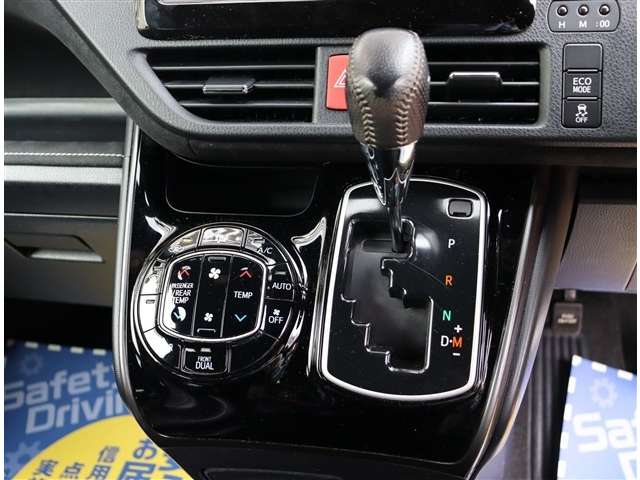 トヨタ ノア ２．０ ＳＩ Ｇ'Ｓ H28年 (関東) 99