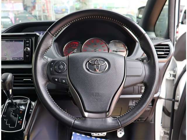 トヨタ ノア ２．０ ＳＩ Ｇ'Ｓ H28年 (関東) 99