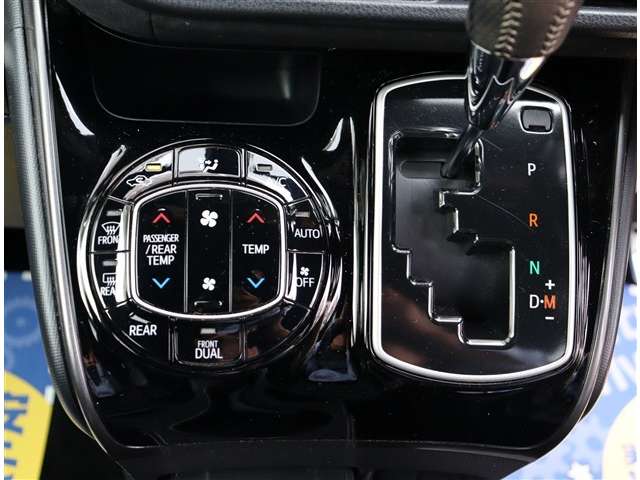 トヨタ ノア ２．０ ＳＩ Ｇ'Ｓ H28年 (関東) 99