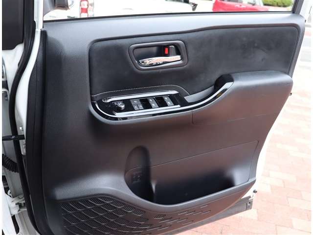 トヨタ ノア ２．０ ＳＩ Ｇ'Ｓ H28年 (関東) 99