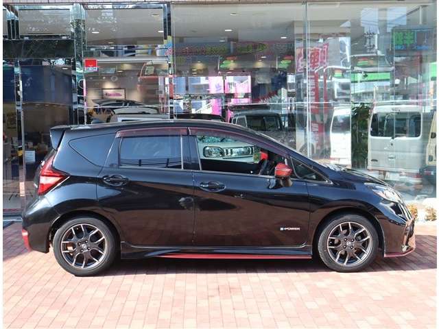 日産 ノート １．２ Ｅ－ＰＯＷＥＲ ＮＩＳＭＯ H29年 (関東) 99
