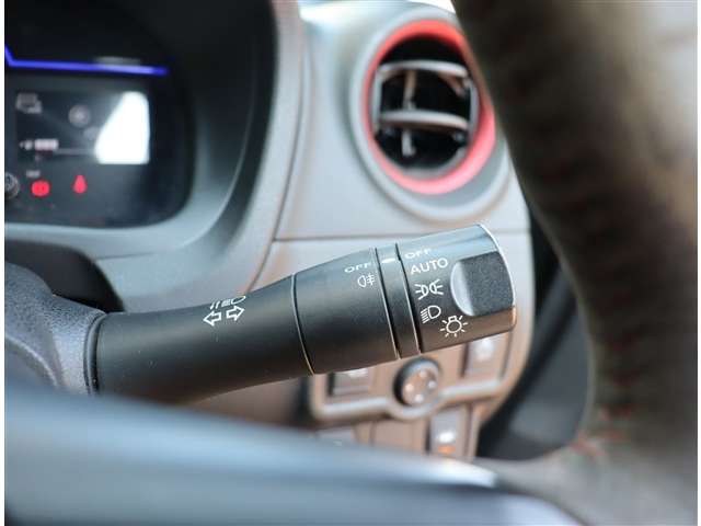 日産 ノート １．２ Ｅ－ＰＯＷＥＲ ＮＩＳＭＯ H29年 (関東) 99