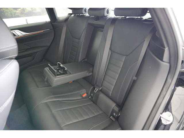 ＢＭＷ ４シリーズ ４２０Ｉ Ｍスポーツ R4年 (近畿) 99