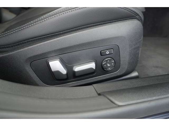 ＢＭＷ ４シリーズ ４２０Ｉ Ｍスポーツ R4年 (近畿) 99