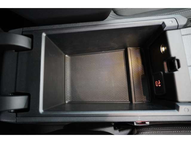 ＢＭＷ ４シリーズ ４２０Ｉ Ｍスポーツ R4年 (近畿) 99