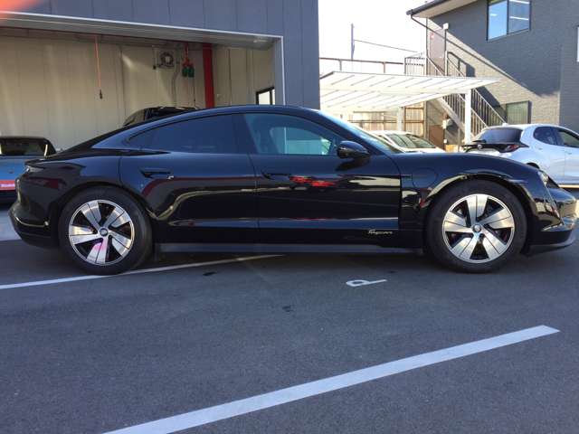 ポルシェ タイカン パフォーマンスバッテリー プラス ４＋１シート R4年 (東海) 99