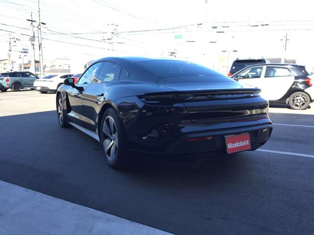 ポルシェ タイカン パフォーマンスバッテリー プラス ４＋１シート R4年 (東海) 99