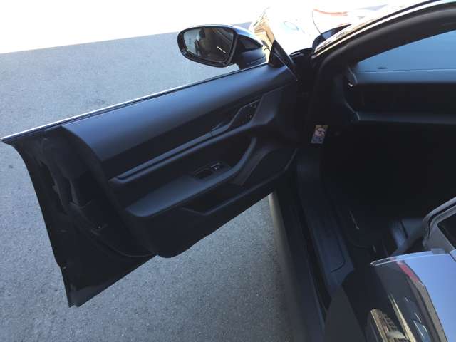 ポルシェ タイカン パフォーマンスバッテリー プラス ４＋１シート R4年 (東海) 99