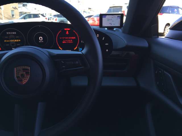 ポルシェ タイカン パフォーマンスバッテリー プラス ４＋１シート R4年 (東海) 99