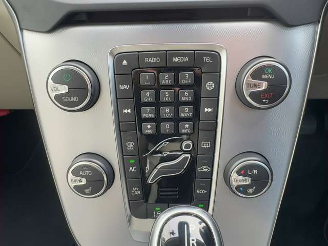 ボルボ Ｖ４０ Ｔ３　タックエディション R2年 (東北) 99