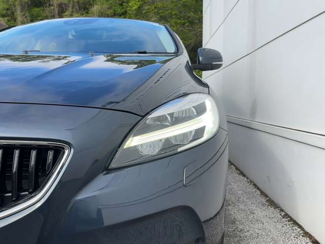 ボルボ Ｖ４０ Ｔ３　タックエディション R2年 (東北) 99