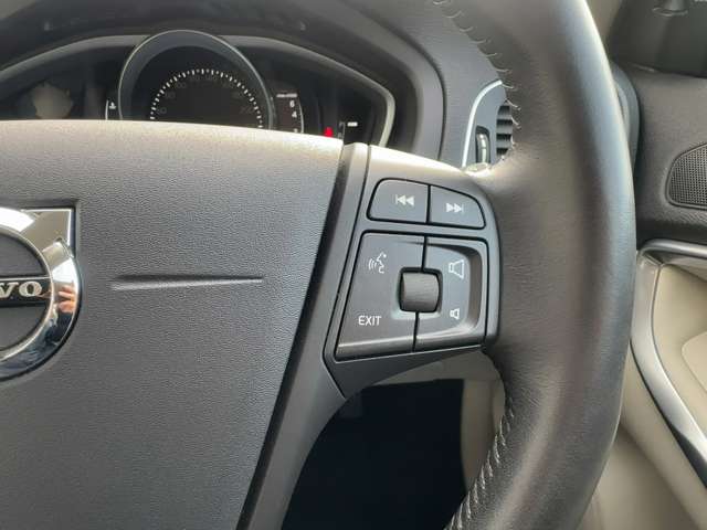 ボルボ Ｖ４０ Ｔ３　タックエディション R2年 (東北) 99