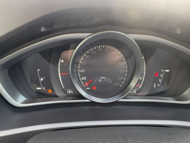 ボルボ Ｖ４０ Ｔ３　タックエディション R2年 (東北) 99