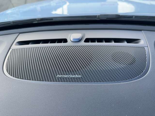 ボルボ ＸＣ４０ ウルトラ Ｂ４ ＡＷＤ ダーク エディション ４ＷＤ R6年 (東北) 99