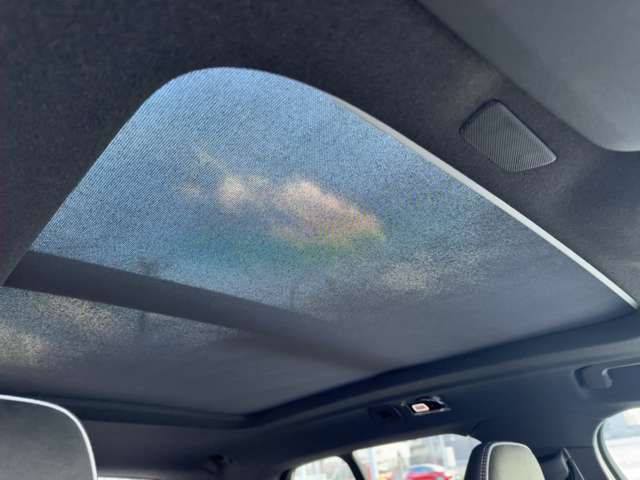 ボルボ ＸＣ４０ ウルトラ Ｂ４ ＡＷＤ ダーク エディション ４ＷＤ R6年 (東北) 99