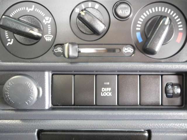 日産 ＮＴ１００クリッパー ６６０ ＤＸ 農繁仕様 ４ＷＤ R2年 (九州・沖縄) 99