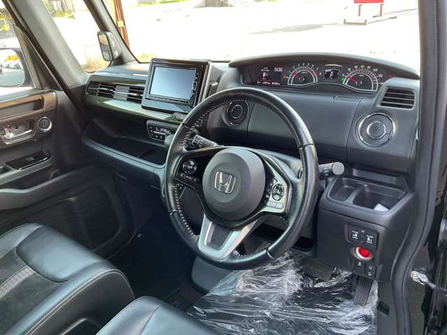 ホンダ Ｎ　ＢＯＸ カスタム ６６０ Ｇ ＥＸ ターボ ホンダセンシング ４ＷＤ H30年 (東北) 99