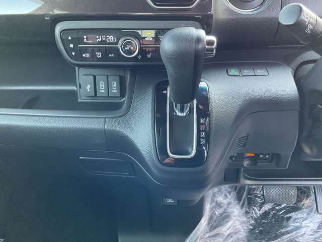 ホンダ Ｎ　ＢＯＸ カスタム ６６０ Ｇ ＥＸ ターボ ホンダセンシング ４ＷＤ H30年 (東北) 99