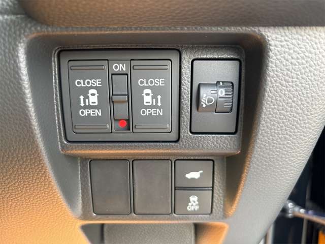 ホンダ ステップワゴン　ハイブリッド ２．０ Ｅ：ＨＥＶ スパーダ R6年 (近畿) 99