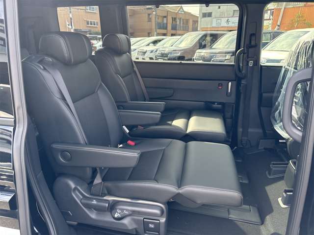 ホンダ ステップワゴン　ハイブリッド ２．０ Ｅ：ＨＥＶ スパーダ R6年 (近畿) 99