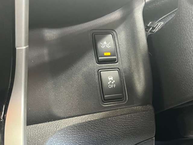 日産 セレナ ２．０ ハイウェイスター ４ＷＤ H28年 (北海道) 99