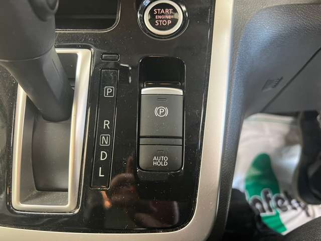 日産 セレナ ２．０ ハイウェイスター ４ＷＤ H28年 (北海道) 99