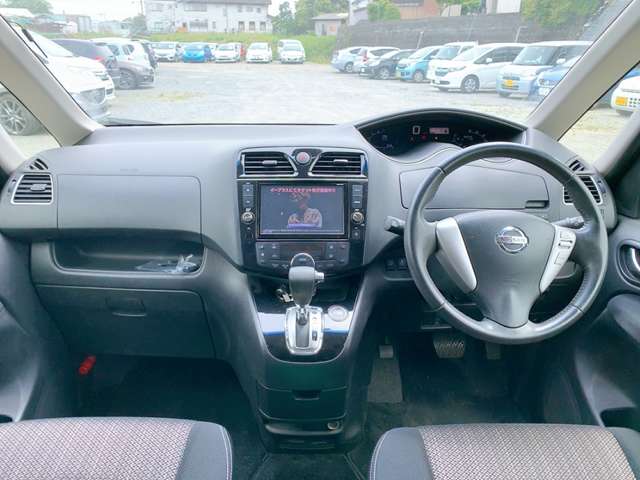 日産 セレナ ２．０ ハイウェイスター Ｖセレクション＋ＳＡＦＥＴＹ Ｓ－ＨＹＢＲＩＤ アドバンストセーフティ ＰＫＧ H26年 (九州・沖縄) 99