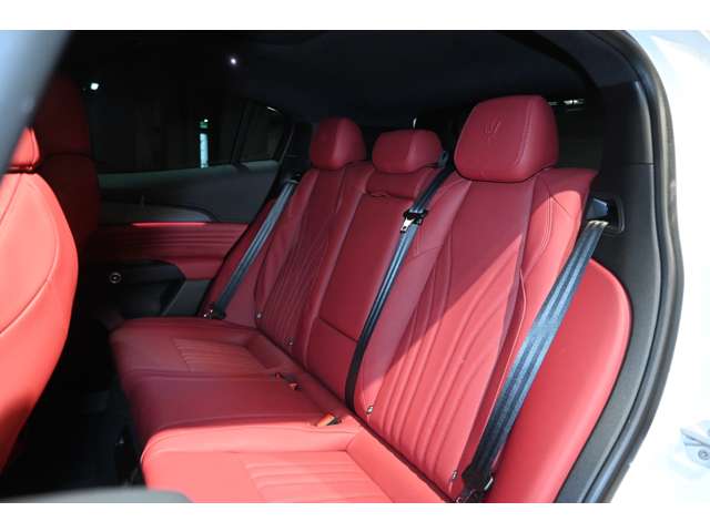 マセラティ グレカーレ ＧＴ ４ＷＤ R5年 (関東) 99