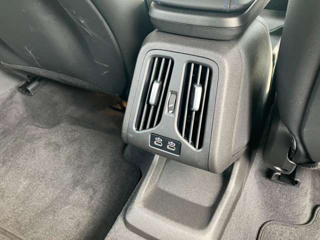 ＢＭＷ ２シリーズアクティブツアラー ２１８Ｉ Ｍスポーツ ＤＣＴ R6年 (近畿) 99