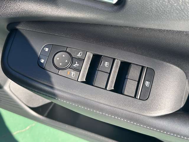 日産 ノート １．２ Ｘ R6年 (東海) 99