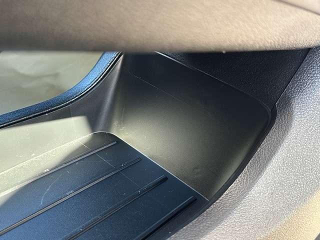 日産 ノート １．２ Ｘ R6年 (東海) 99