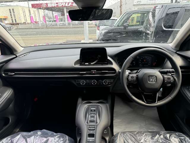 ホンダ ＺＲ－Ｖ ２．０ Ｅ：ＨＥＶ Ｘ ４ＷＤ R6年 (東北) 99