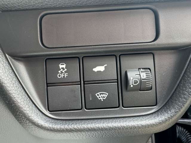 ホンダ ＺＲ－Ｖ ２．０ Ｅ：ＨＥＶ Ｘ ４ＷＤ R6年 (東北) 99