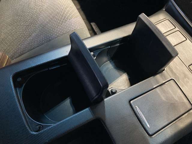 トヨタ エスティマ　ハイブリッド ２．４ アエラス ４ＷＤ H29年 (東北) 99