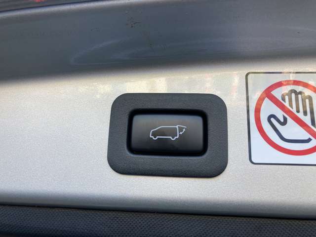 トヨタ エスティマ　ハイブリッド ２．４ アエラス ４ＷＤ H29年 (東北) 99