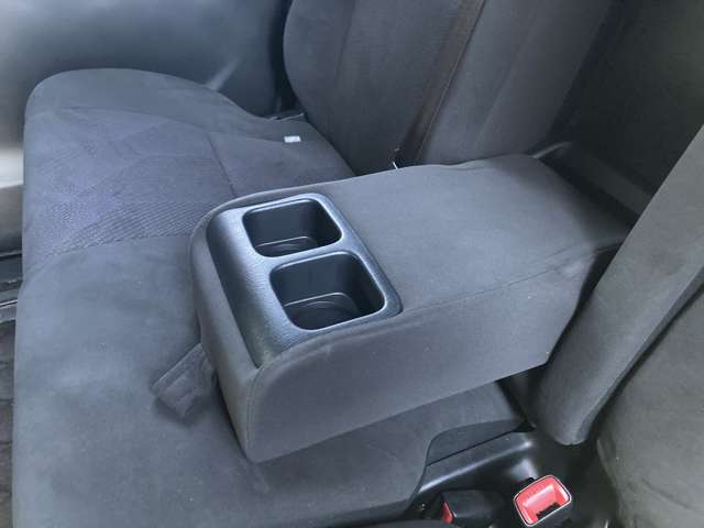 トヨタ エスティマ　ハイブリッド ２．４ アエラス ４ＷＤ H29年 (東北) 99