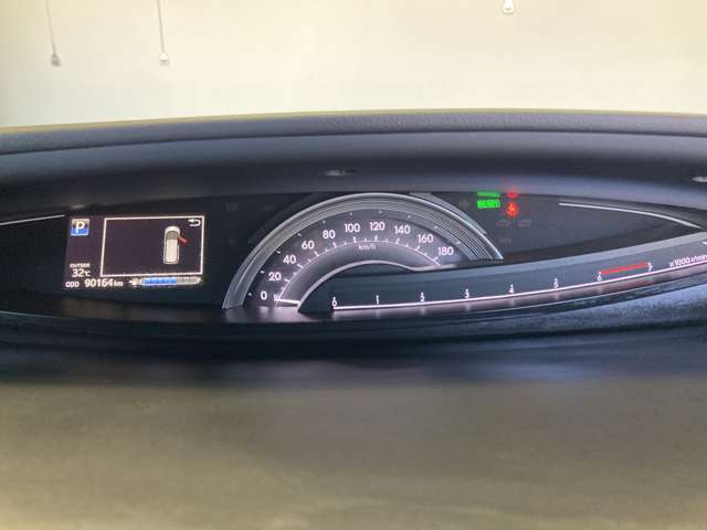 トヨタ エスティマ　ハイブリッド ２．４ アエラス ４ＷＤ H29年 (東北) 99