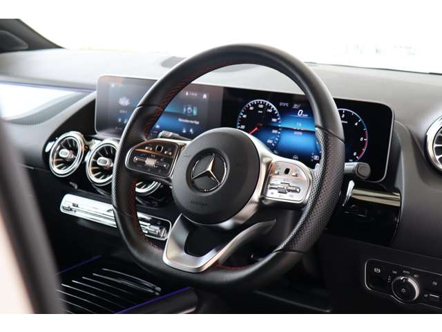 メルセデスベンツ ＧＬＡクラス ＧＬＡ２００ Ｄ ４マチック ＡＭＧライン ディーゼルターボ ４ＷＤ R2年 (近畿) 99