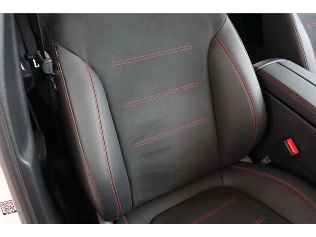 メルセデスベンツ ＧＬＡクラス ＧＬＡ２００ Ｄ ４マチック ＡＭＧライン ディーゼルターボ ４ＷＤ R2年 (近畿) 99