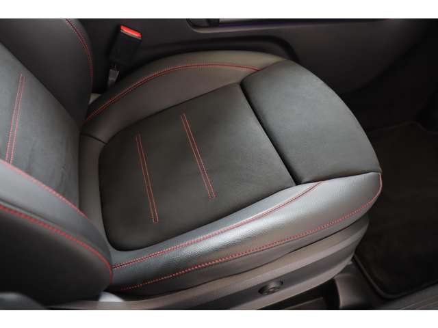 メルセデスベンツ ＧＬＡクラス ＧＬＡ２００ Ｄ ４マチック ＡＭＧライン ディーゼルターボ ４ＷＤ R2年 (近畿) 99