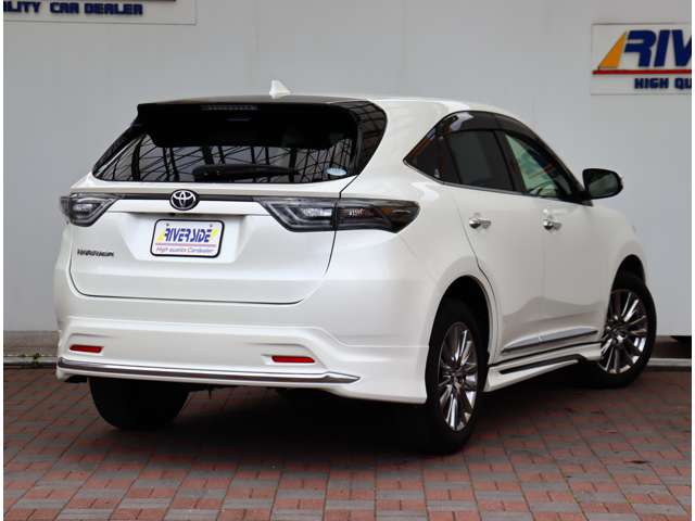 トヨタ ハリアー ２．０ プレミアム H29年 (関東) 99