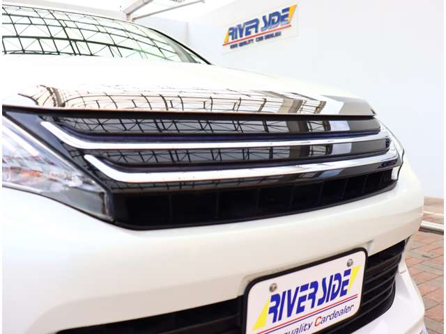 トヨタ ハリアー ２．０ プレミアム H29年 (関東) 99